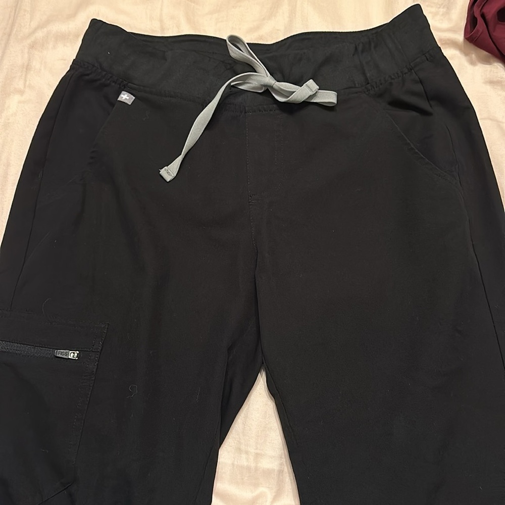 Wear figs Small Petite Zamora joggers